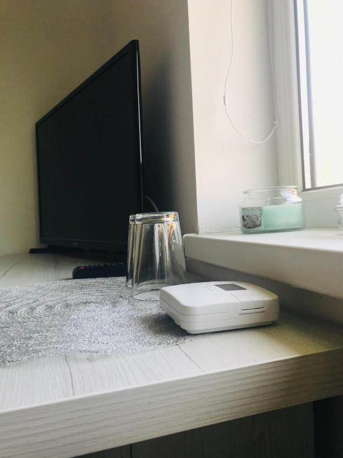 Мотель Casa Ryana Self Check-In Джилэу Экстерьер фото