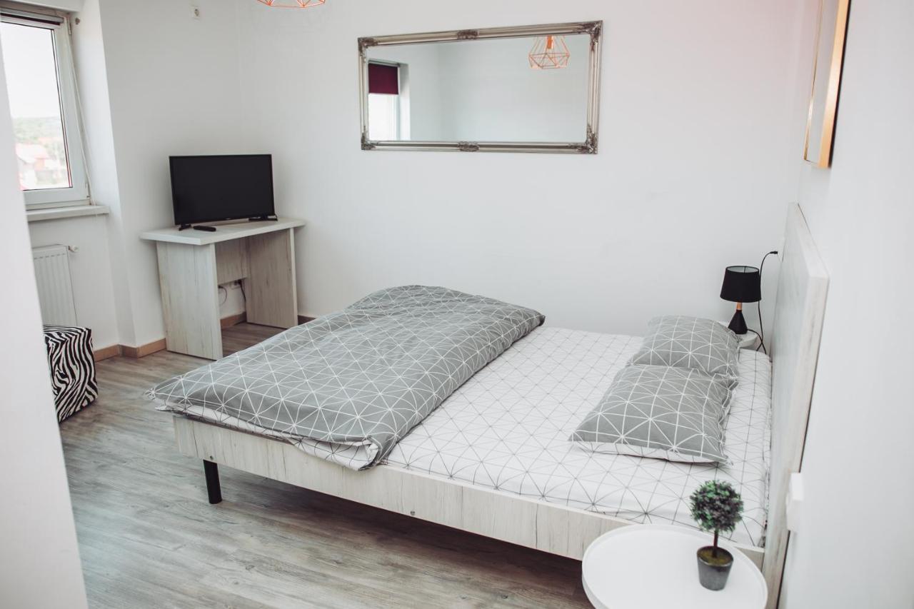 Мотель Casa Ryana Self Check-In Джилэу Экстерьер фото