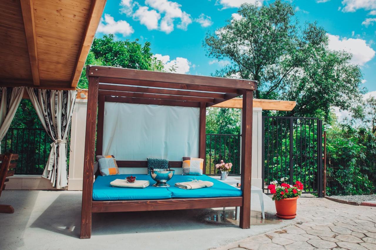 Мотель Casa Ryana Self Check-In Джилэу Экстерьер фото