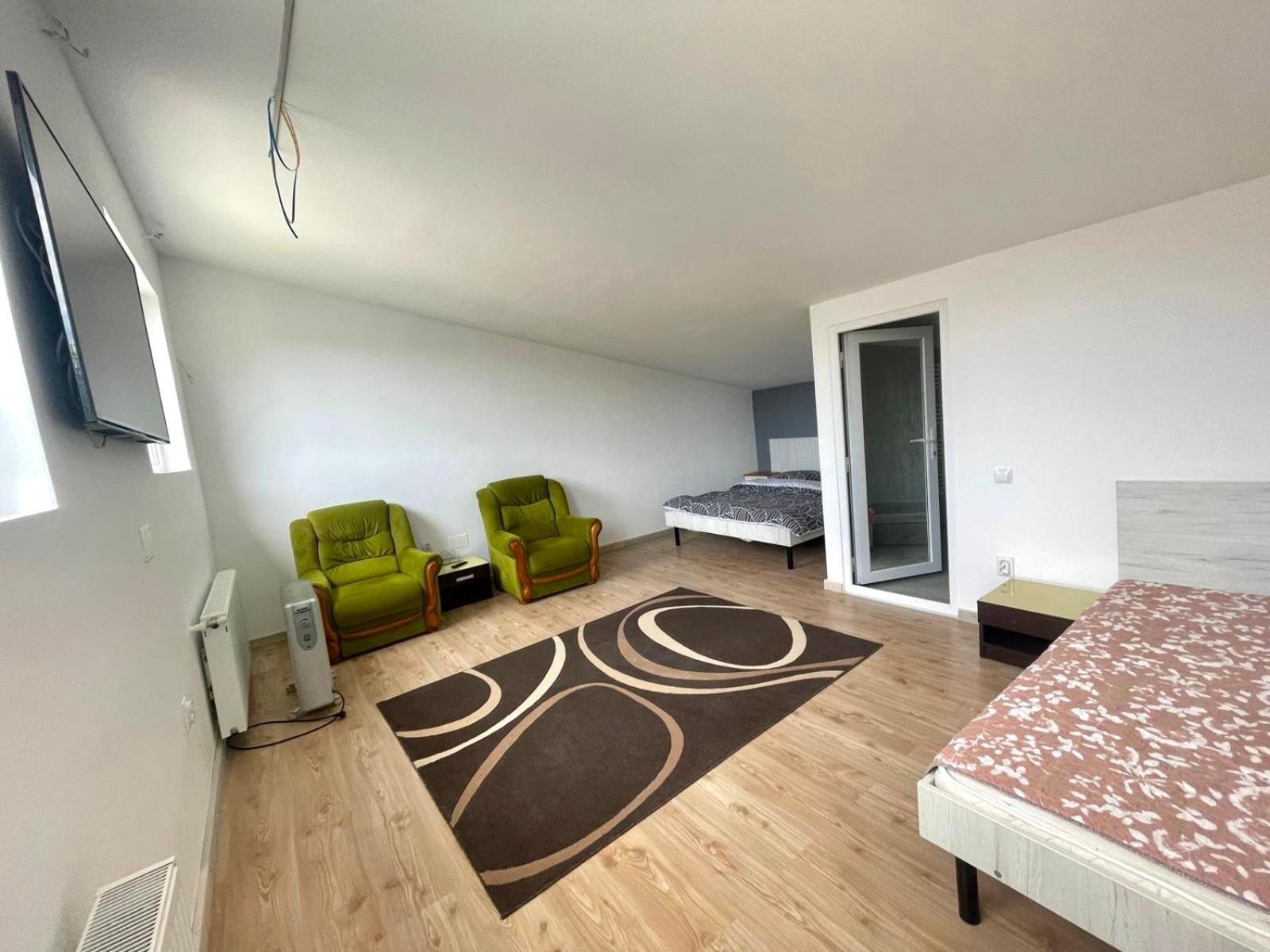Мотель Casa Ryana Self Check-In Джилэу Экстерьер фото